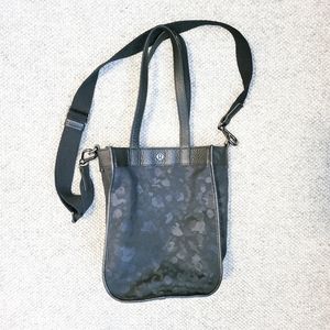 Lululemon- Now and Always Tote 8L